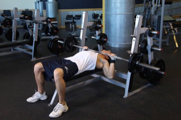 Barbell Guillotine Bench Press: posición final