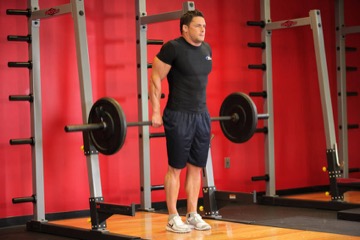 Barbell Shrug Behind The Back: posición final