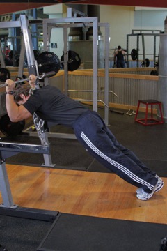 Body Tricep Press: posición final