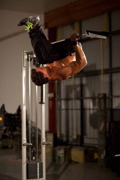 Bodyweight Mid Row: posición final