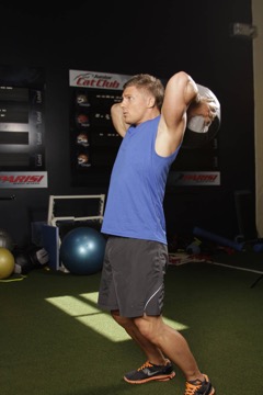 Catch and Overhead Throw: posición final