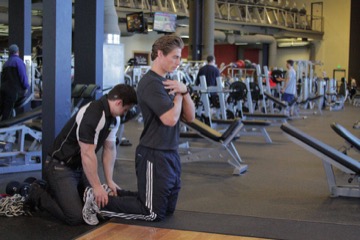 Floor Glute-Ham Raise: posición inicial