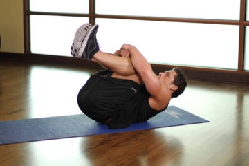 Hug Knees To Chest: posición final