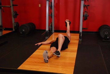 Kettlebell Turkish Get-Up (Squat style): posición inicial