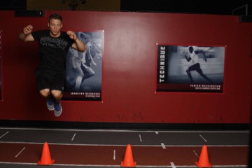 Lateral Cone Hops: posición final