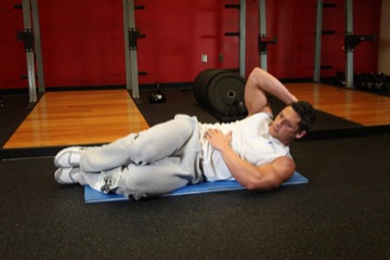 Oblique Crunches - On The Floor: posición inicial