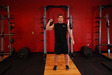 Press a una mano con kettlebell: posición inicial