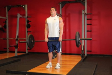 Upright Barbell Row: posición final